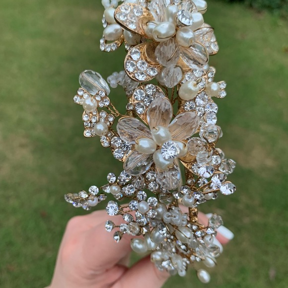 Rhinestone & Pearl Flower Crown - Picture 9 of 15